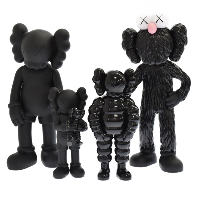 国内正規店購入 MEDICOM TOY KAWS Family Vinyl Figures Black/Black/Black カウズ ファミリー 完全新品未開封