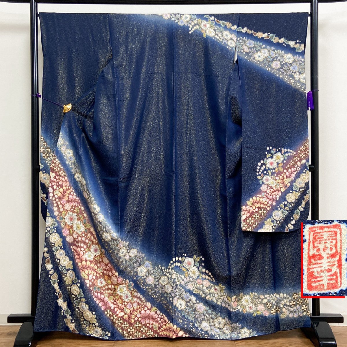 着物月花 桐屋 翠山工房 徳永憲峯 夢幻辻ヶ花 絞り 金彩 金通し 可憐な花 振袖 正絹 金糸 共八掛 パールトーン加工 tki331
