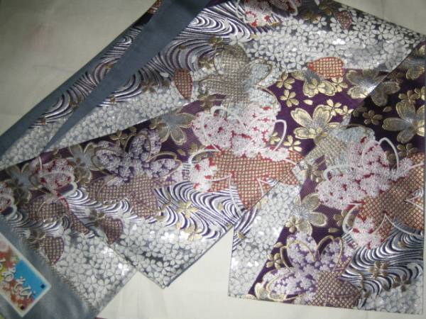 新品！振袖帯ＴＯＰブランド品をどうぞ！小花、、、花かおり、、、
