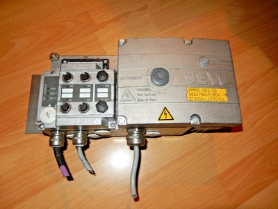 PP8042 Frequenzumrichter SEW MM30C-503-00 824121X 3KW 