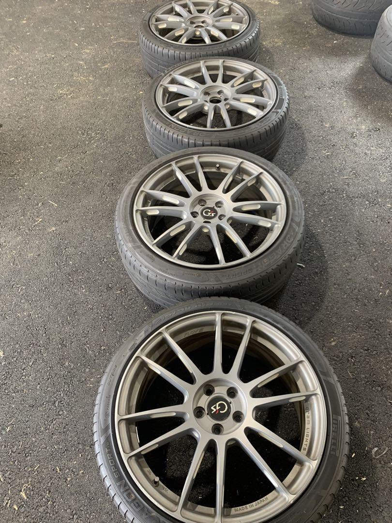 グラムライツ　18インチホイール　プリウス　Gs