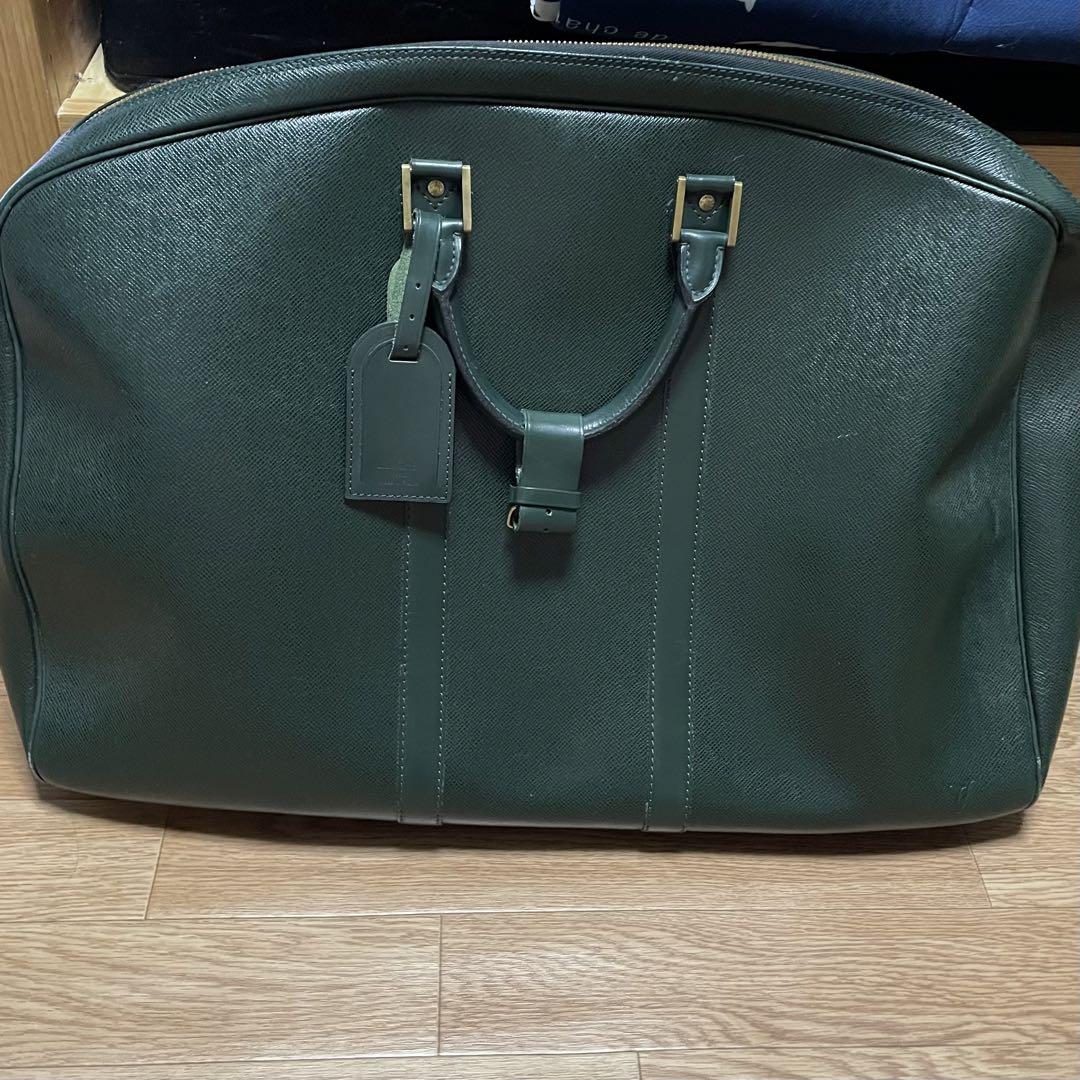 ルイヴィトン タイガ ガーメントバッグ