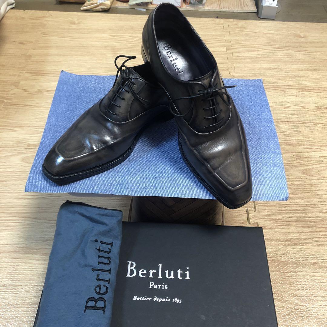 【本日限定値下中古美品『Berluti』デムジュールスクエアトゥ グレードレス靴