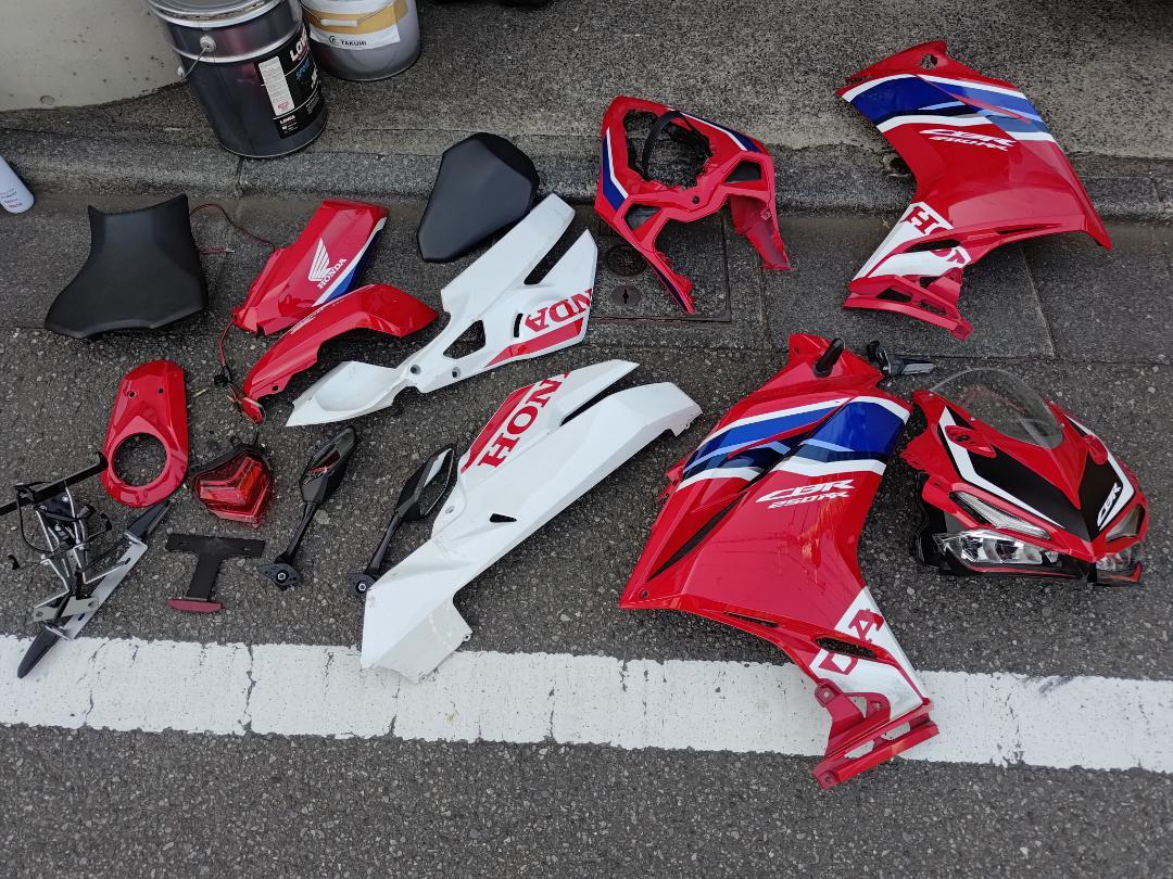 2017年式 CBR250RR MC51　ノーマルカウル