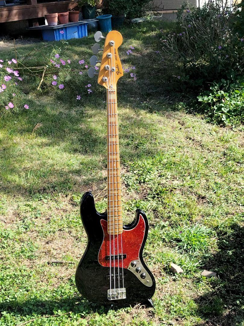 ベース fenderjazzbass