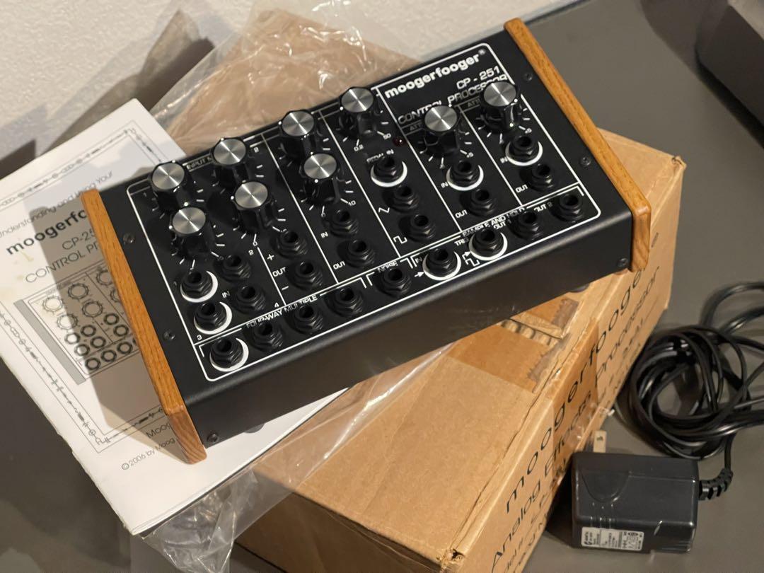 ギター mooger fooger cp-251