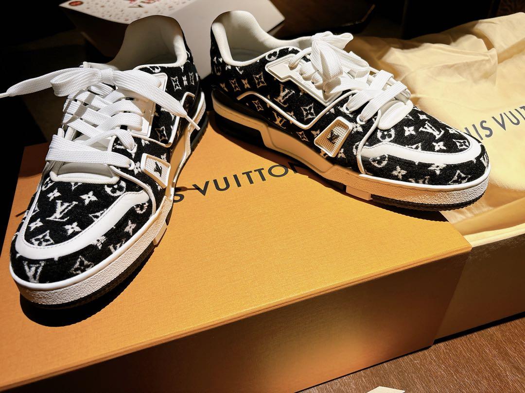ルイヴィトン LOUIS VUITTON スニーカー 26.0cm