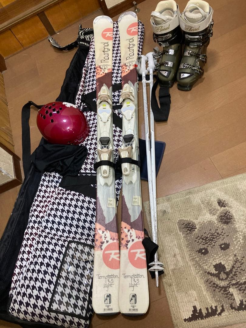 アノベーゼ　ROSSIGNOL ロシニョール 24cm  板156cm