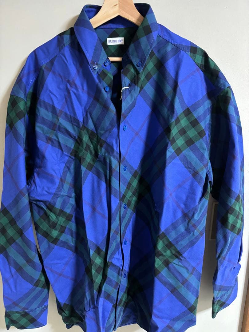 バーバリー　メンズ　シャツ　Ｌ　長袖シャツ　新品