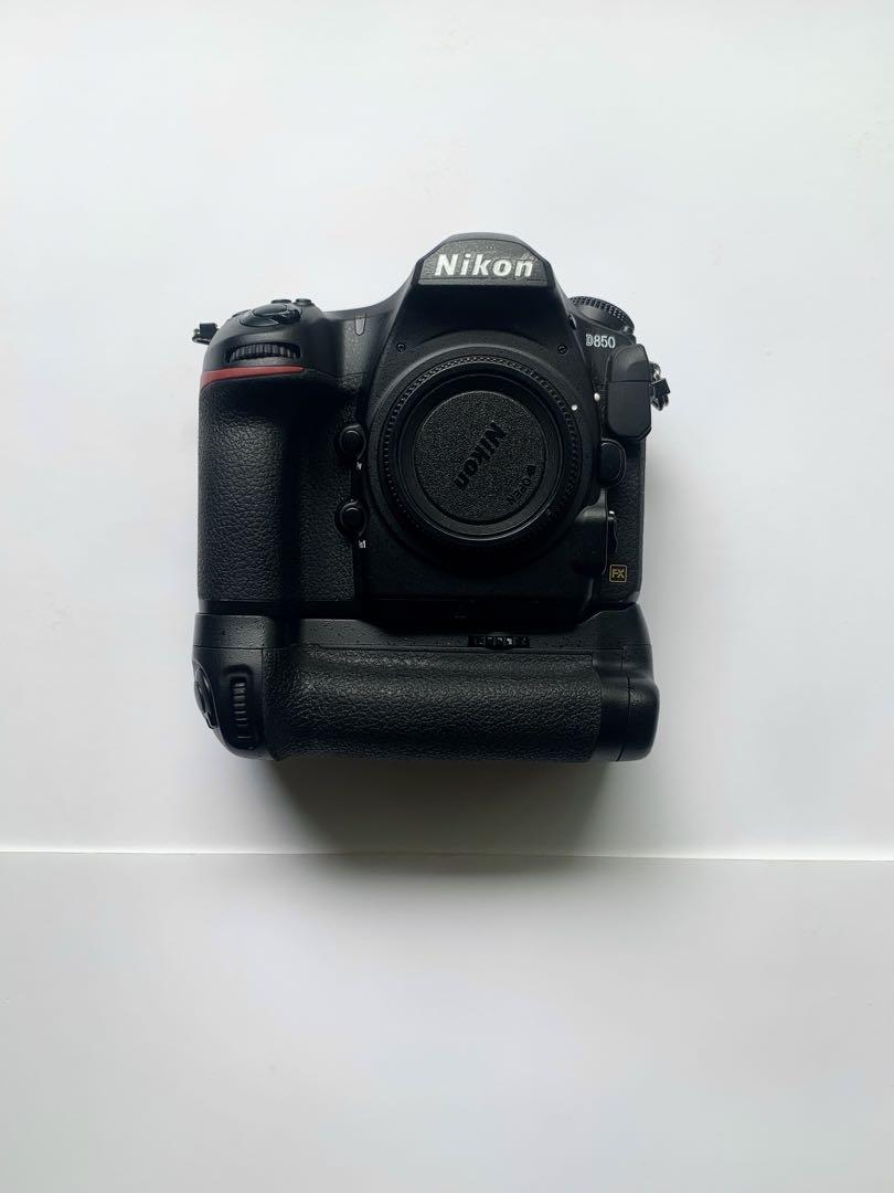 ニコン　nikon D850   バッテリーグリップ付き
