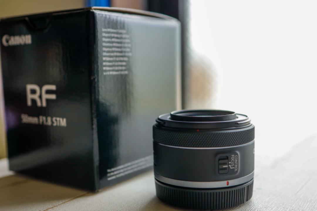 RF50mm F1.8 STM　プロテクトリングオマケつき