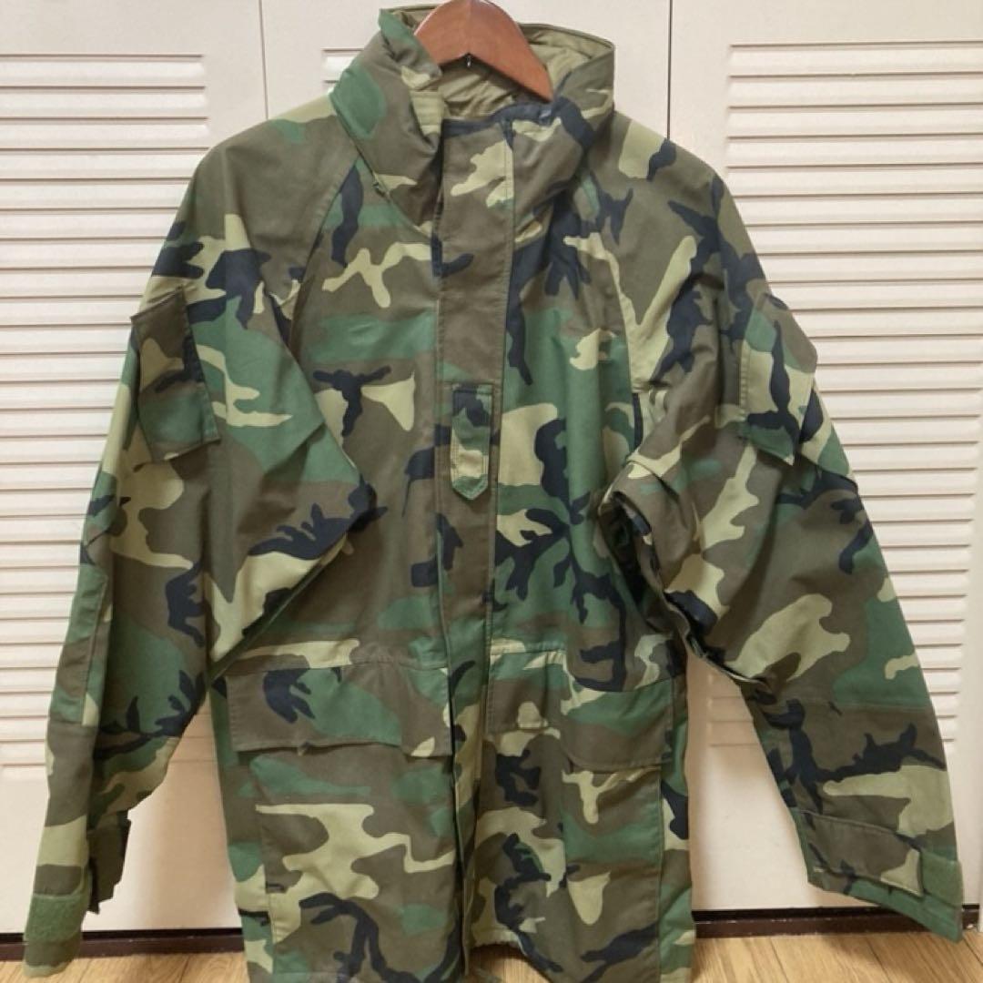 ほぼ新品 ゴアテックス ecwcs ミリタリージャケット  迷彩 米軍実物 美品