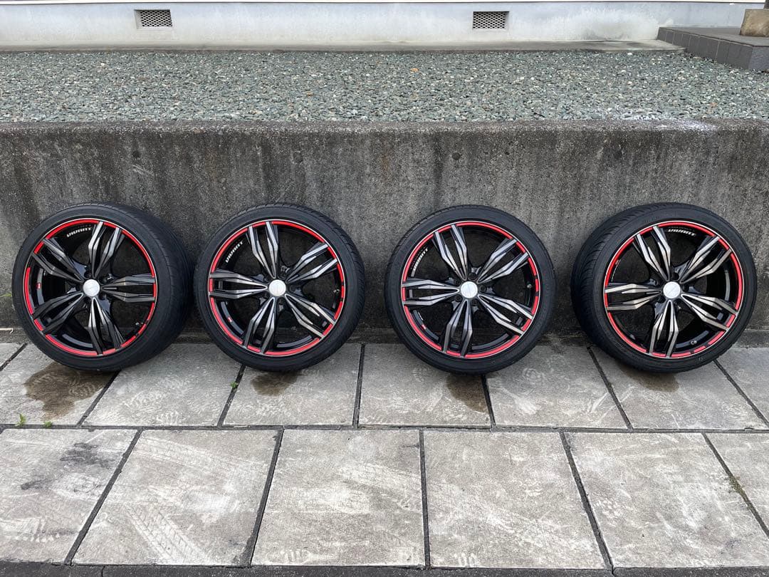 18インチホイールとタイヤ4本セット