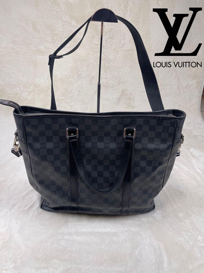 【使用感あり】LOUIS VUITTON ルイヴィトン　グラフィット　タダオPM