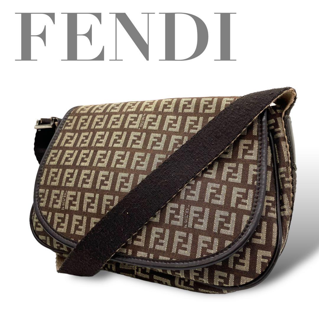 美品　FENDI フェンディ ズッカ ショルダー　メッセンジャーバッグ c6