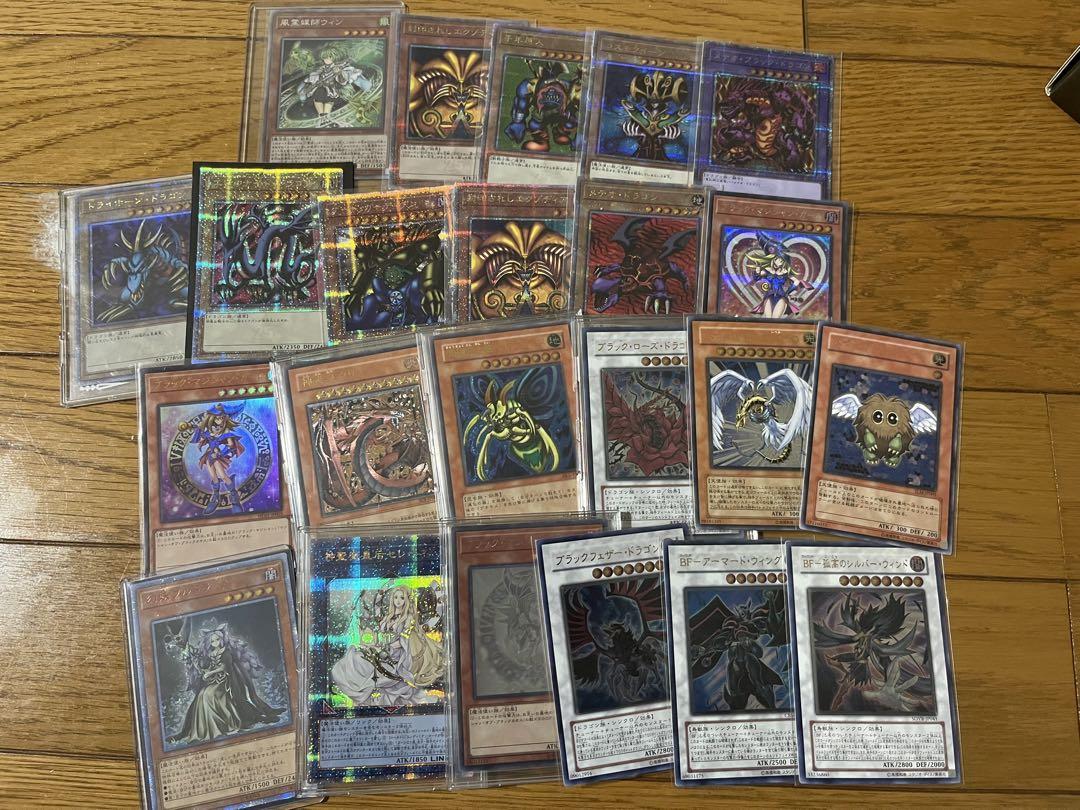 遊戯王まとめ売り　決闘者伝説　レリーフ　ウリア　グレートモス　ブラマジガール