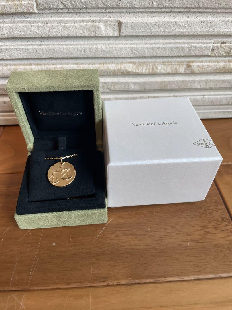Van Cleef & Arpels ゾディアック メダル リブラエ (天秤座)
