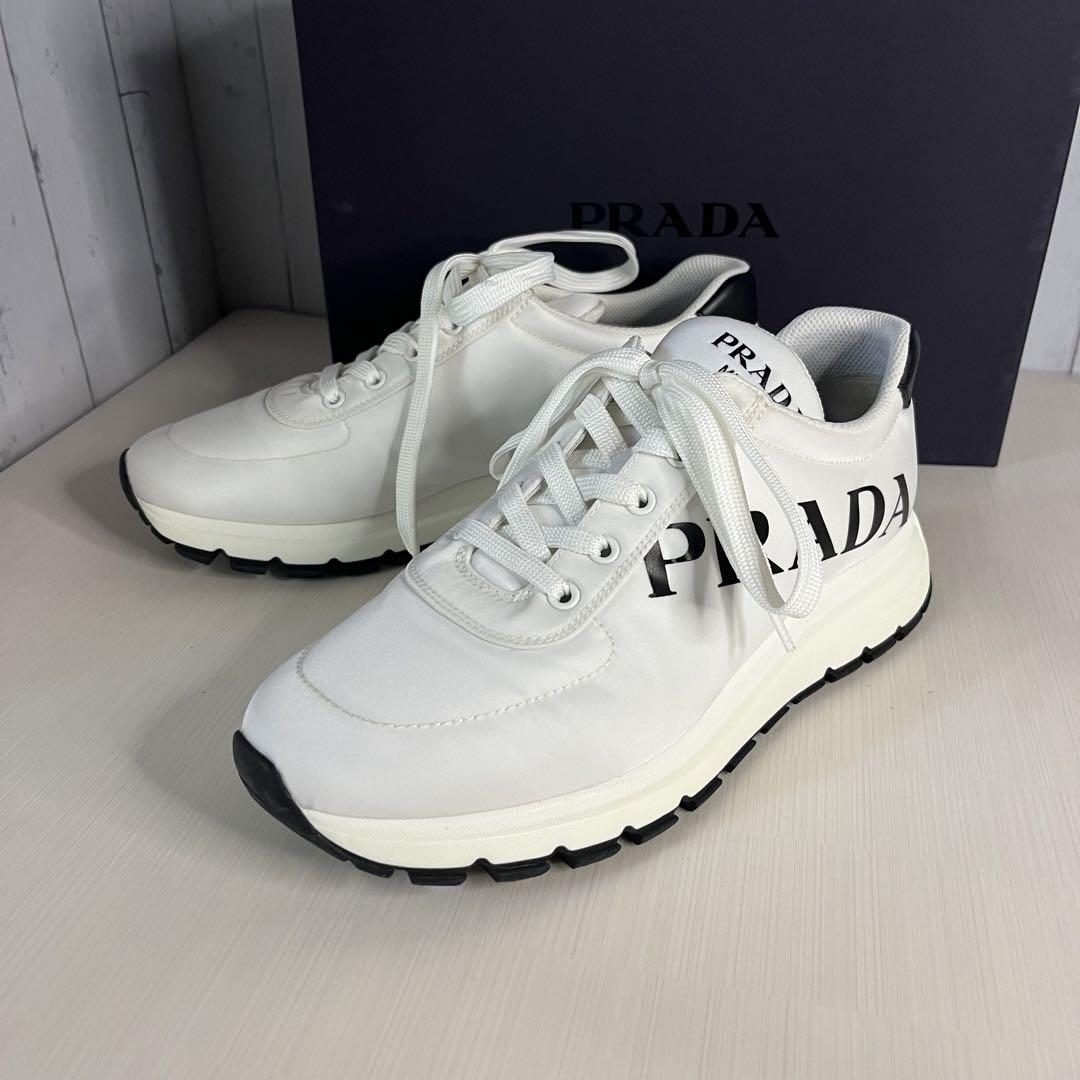 美品　プラダ　PRADA　スニーカー　ブランド　靴　メンズ　26.0