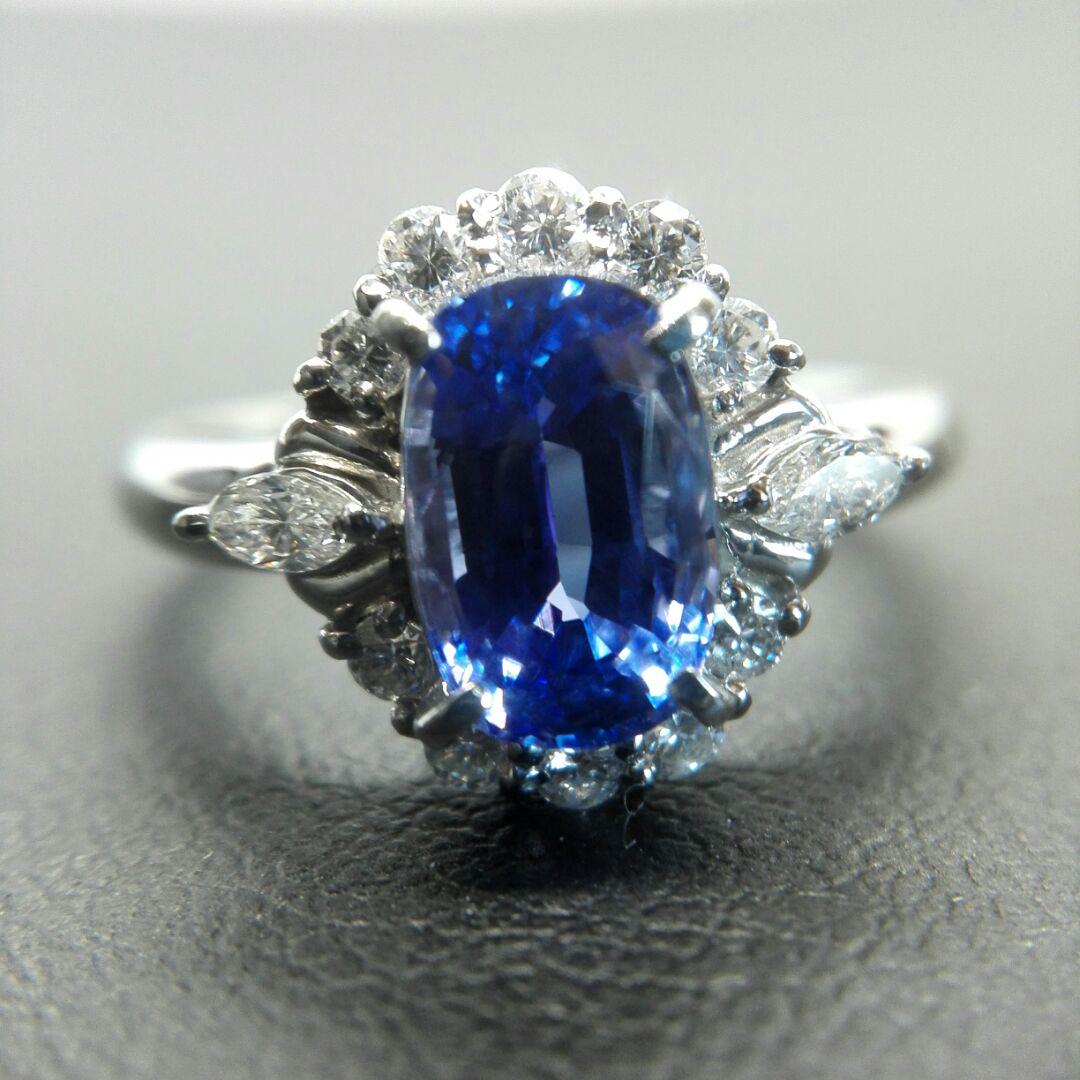 KIRAページ　高品質 ☆ 1.42ct タンザナイトダイヤリング