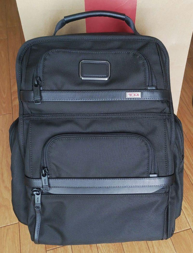 新品　未使用　TUMI　トゥミ　アルファ３　リュックサック　紙袋付き