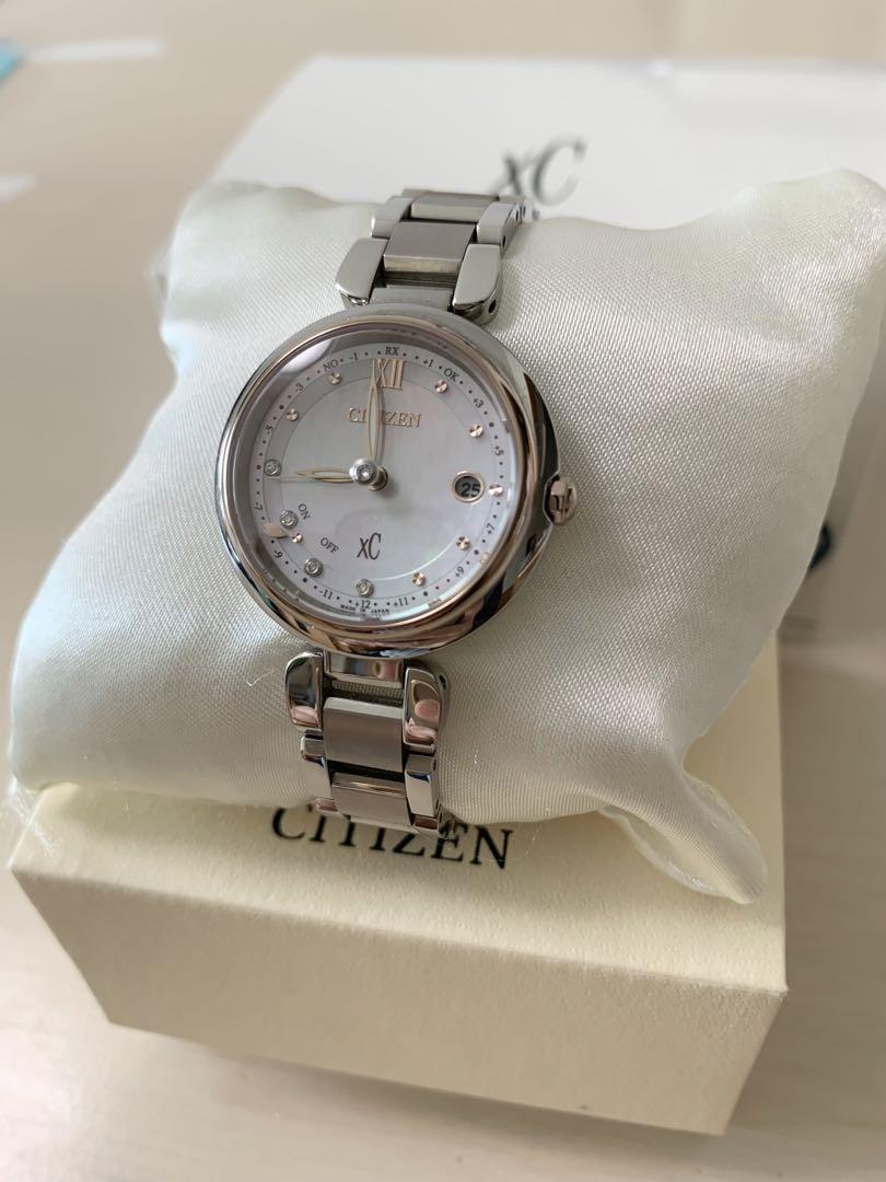 美品！シチズン xC ES9466-65W