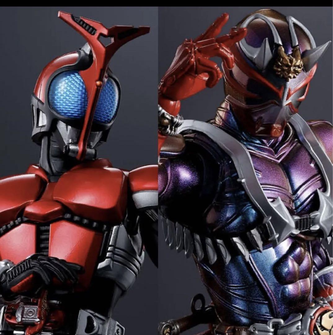 フィギュアーツ  真骨彫製法 仮面ライダーカブト 響鬼 10th 二体セット