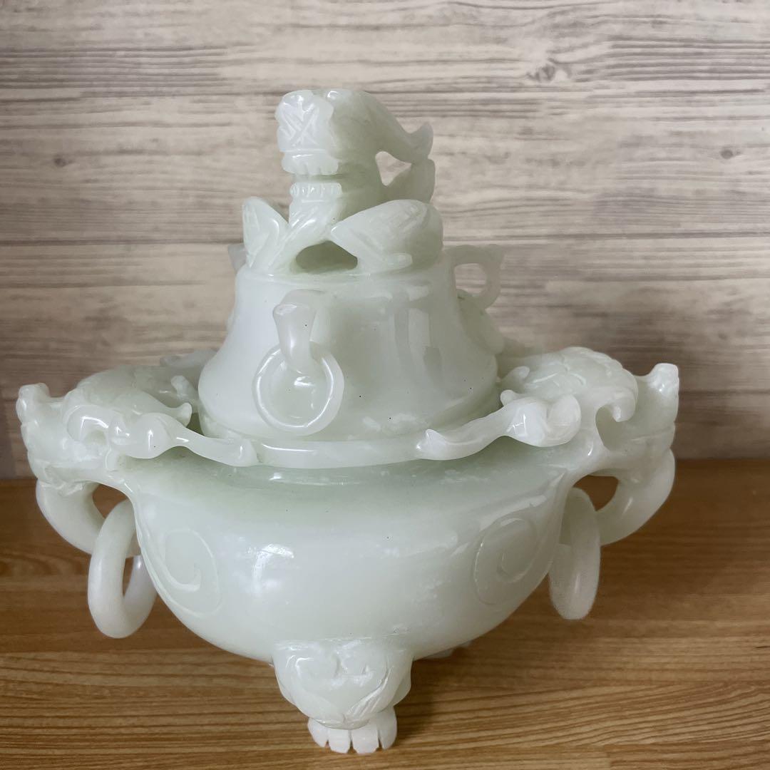 中国特大天然翡翠香炉 和田玉 ？翡翠 ？年代品 重1.2kg美品