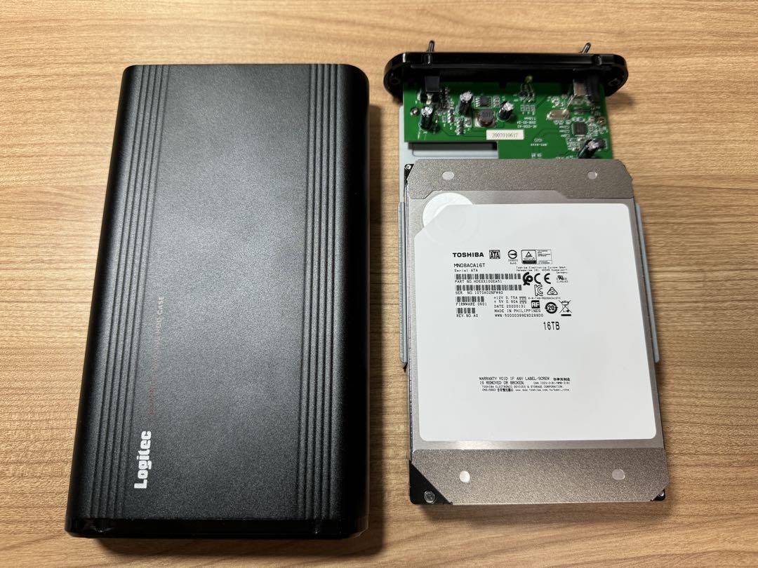 TOSHIBA MN08ACA16T (+ロジテックLGB-EKU3)