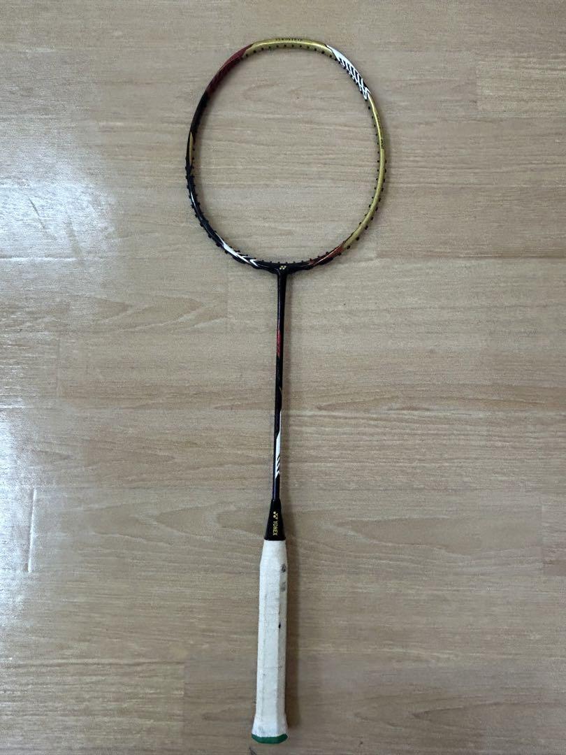 ヨネックス　ボルトリックLDフォース　4U/G5