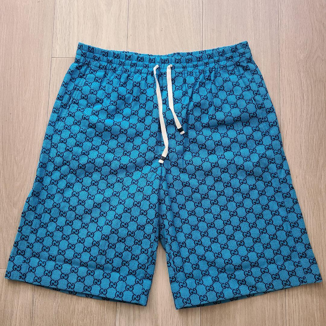 GUCCI　マルチカラー　ハーフパンツ