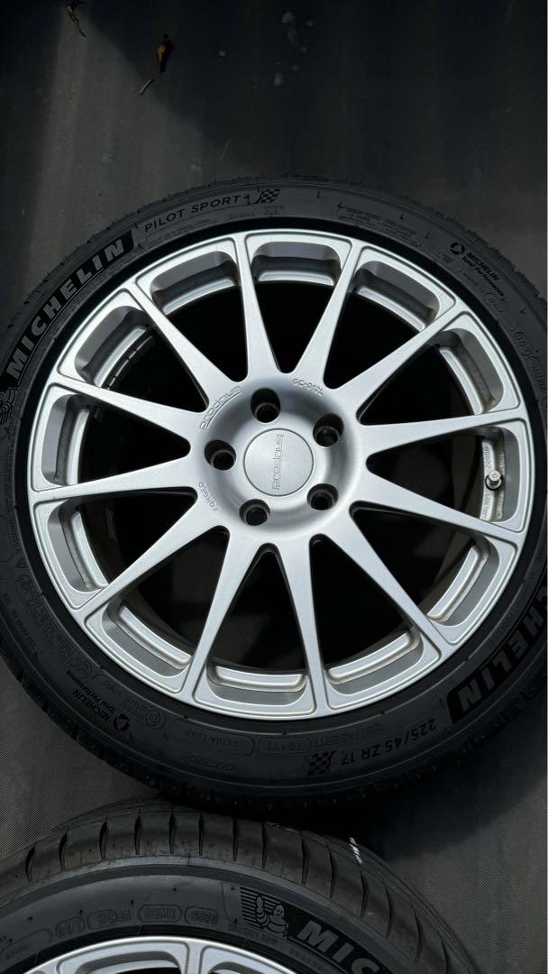 prodrive プロドライブ　GC-012L 17インチ　225/45R17