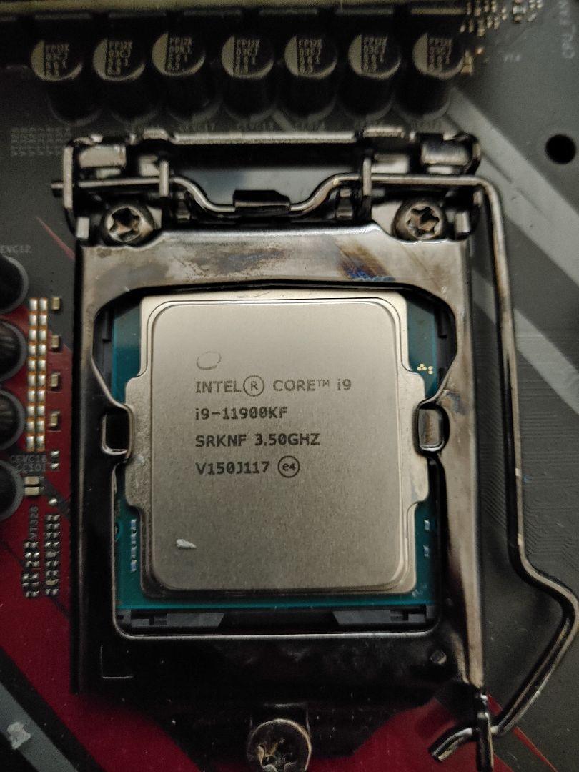 CPU core i9 11900kf z490 pg velocita