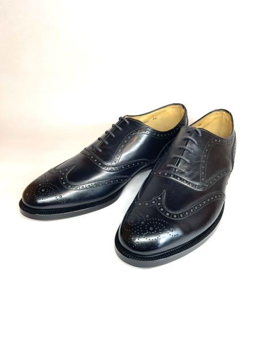 60年代のvintage cheaney をハンドでオールソールしてます。