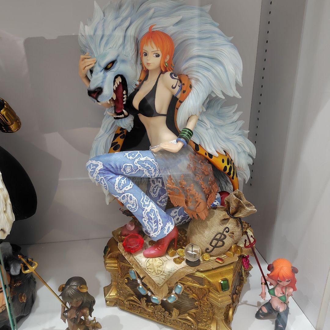 ワンピースログコレクションフィギュアナミ