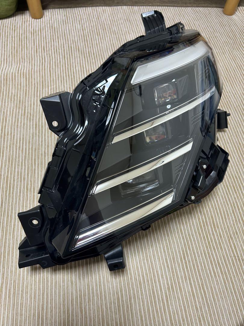 Ｃ２８セレナ　LEDヘッドライト左