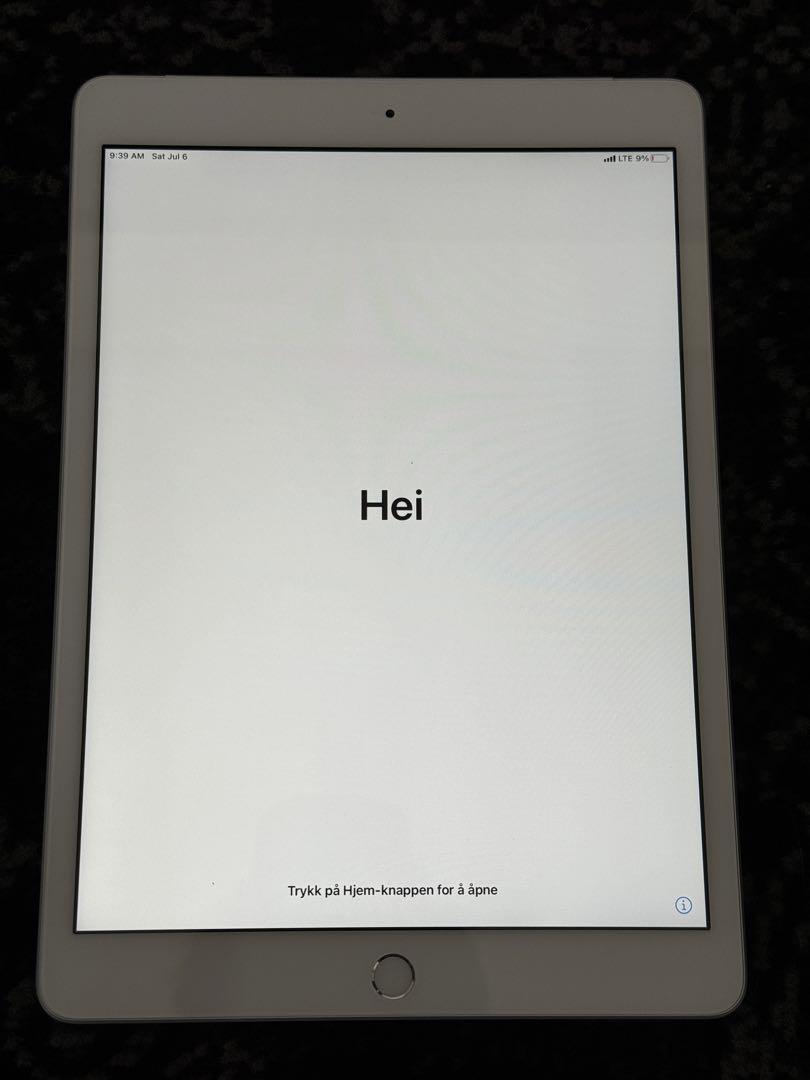 最終値下　今週　iPad8 第8世代 32GB A2429 32GB 中古美しn