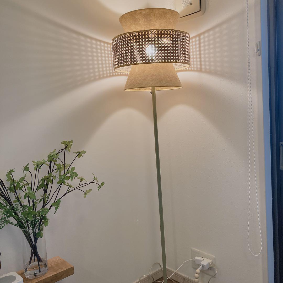 Marta Floor Lamp　マルタ フロアランプ