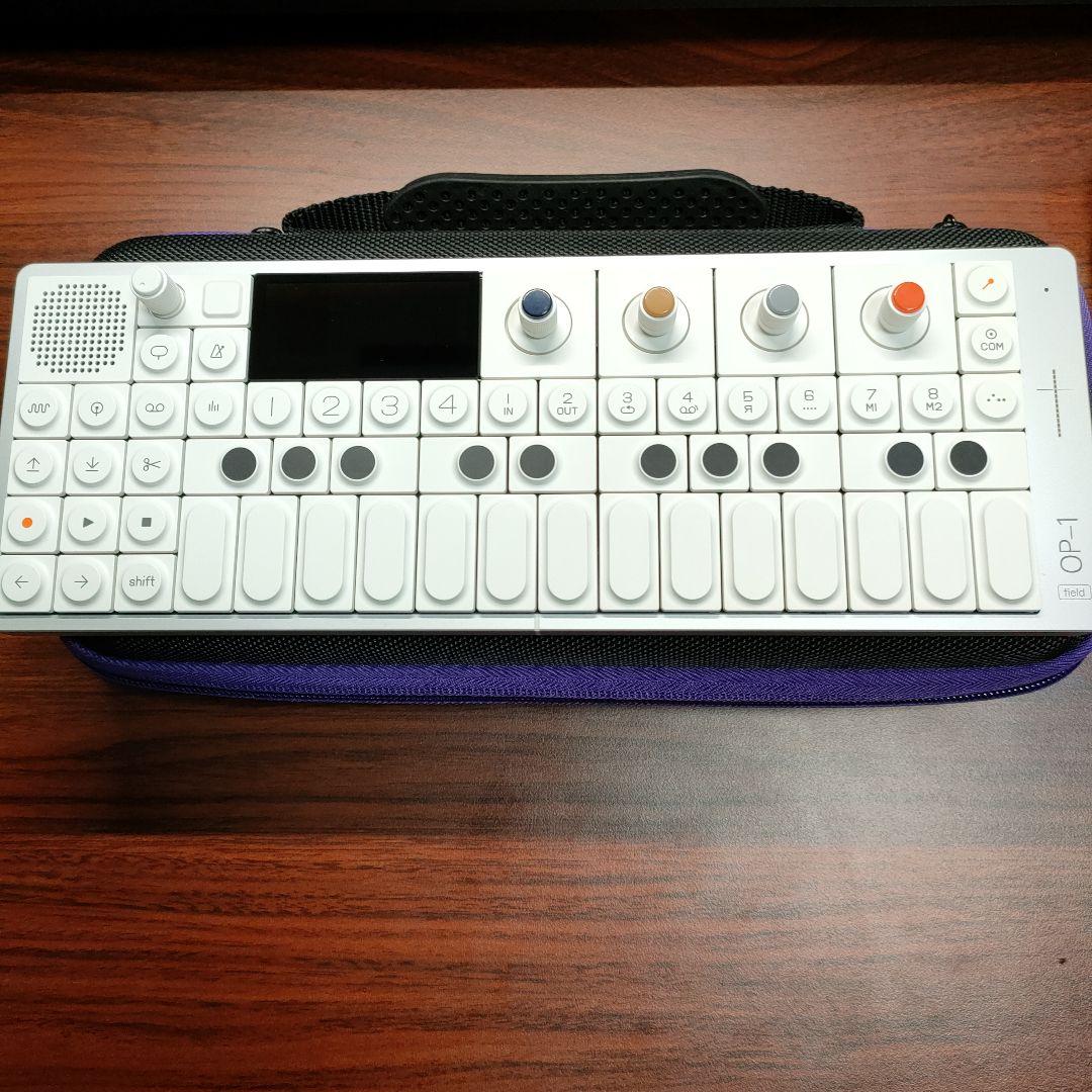 teen engineering op-1 field 非純正ケース付き