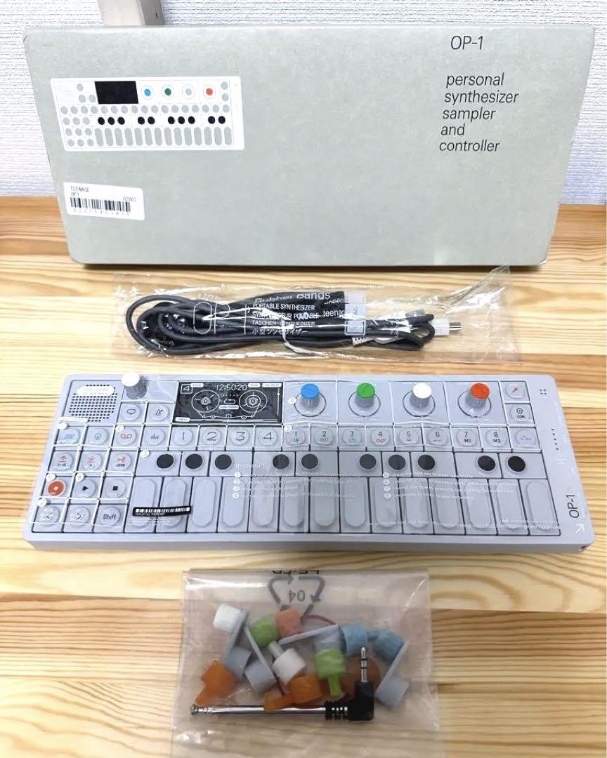teenage engineering OP-1 完動品 純正アクセサリー付