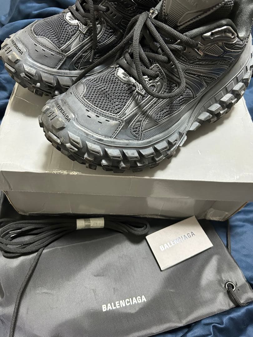 バウンサー　バレンシアガ　黒　bouncer  balenciaga