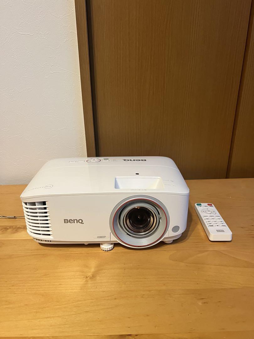 プロジェクター　BenQ TH671ST
