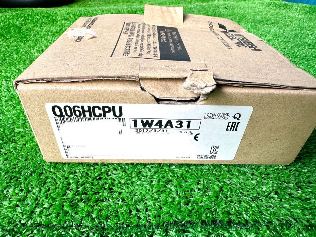 新品未使用　三菱電機 MITSUBISHI Q06HCPU  シーケンサ