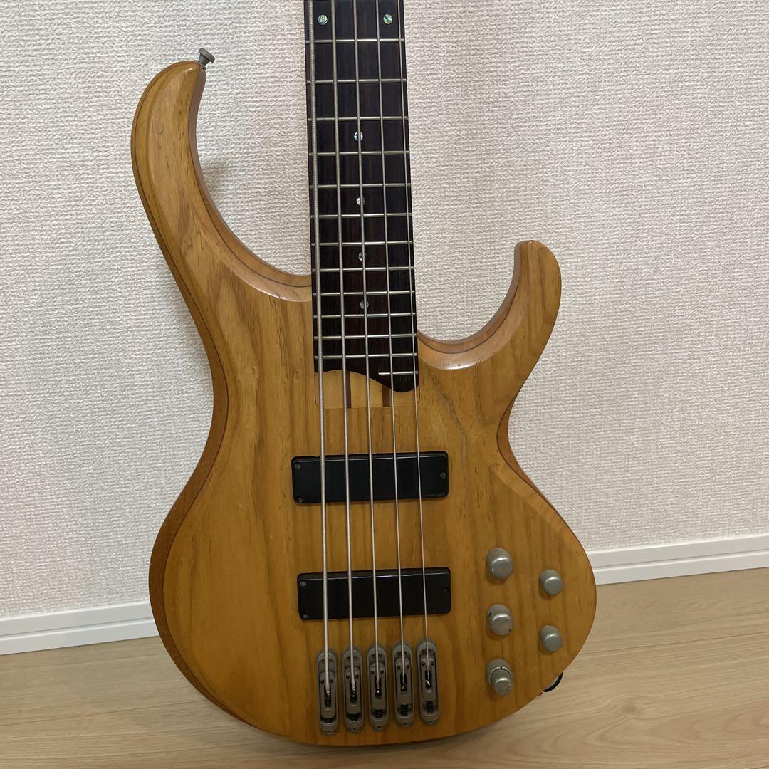Ibanez BTB555 (?) 5弦ベース