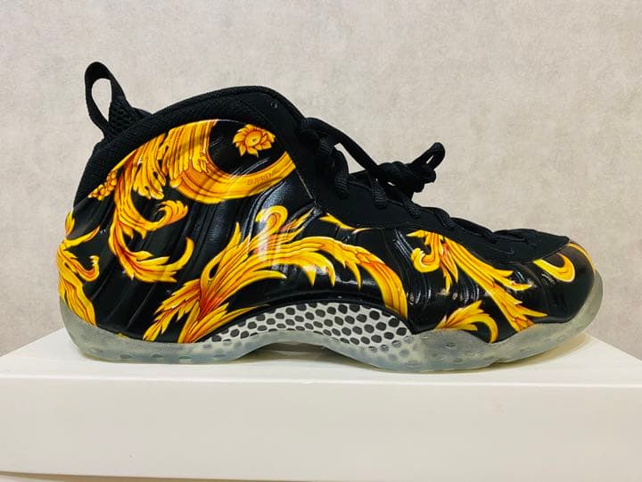 靴 nike air foamposite supreme sp black
