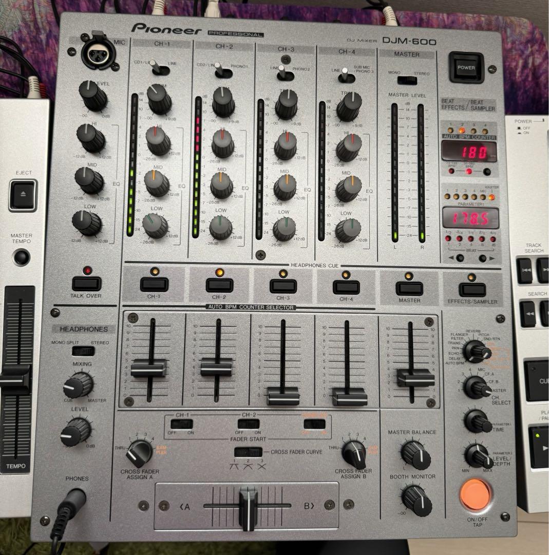 【美品】Pioneer DJミキサー DJM-600　パイオニア