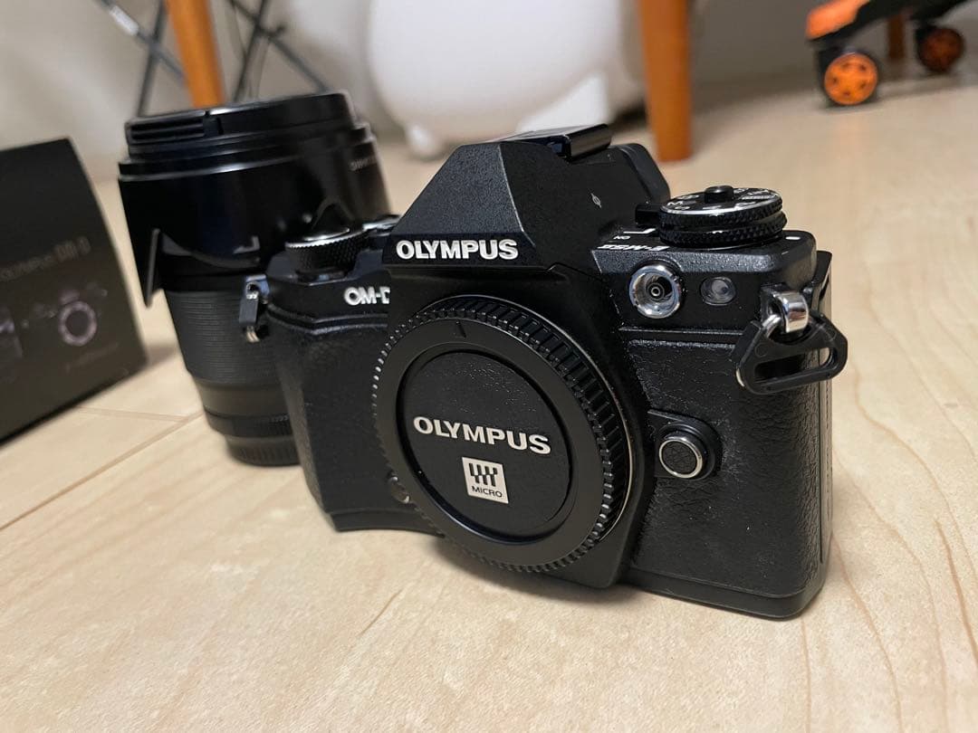 オリンパス OM-D E-M5 MarkII 14-150mmIIレンズキット