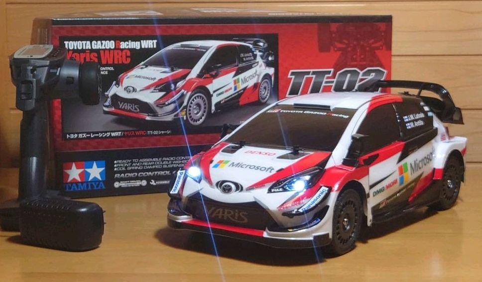 田宮RCトヨタガズーヤリス＆LEDライト＆三和プロポバッテリー付完成品セット