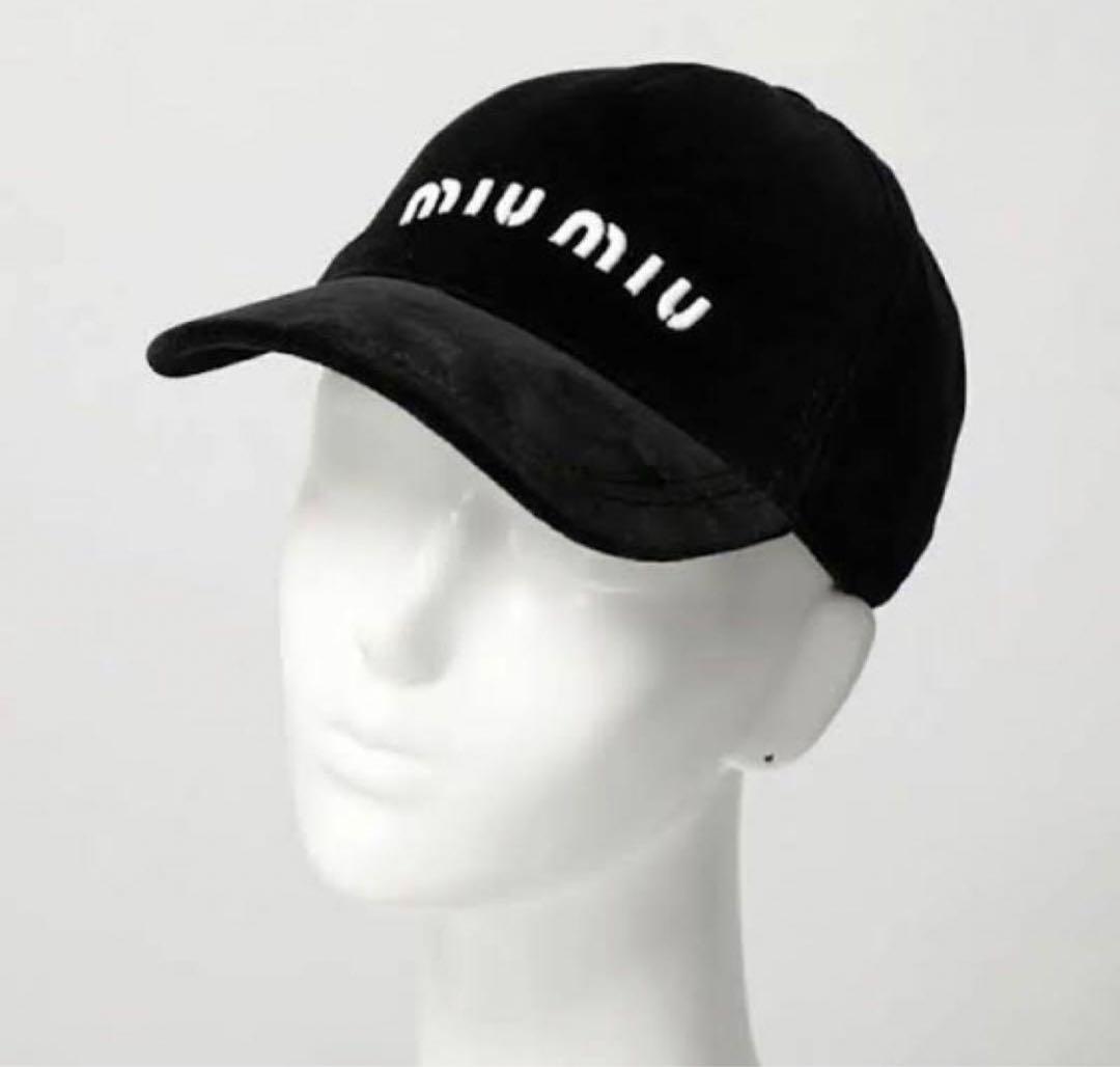 MIUMIU ベースボールキャップ