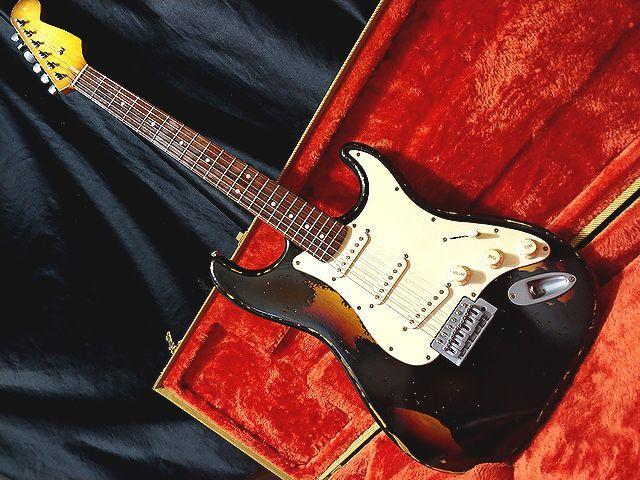 ★ Relic Multilayer Black Stratocaster ★