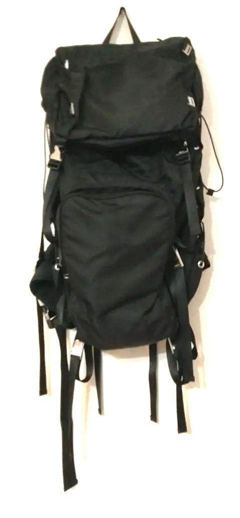 プラダ PRADA 黒 バックパック リュック バッグ 旅行 鞄 V133